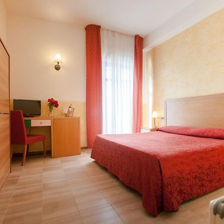 Park Hotel Villa Americana Rodi Garganico Dış mekan fotoğraf