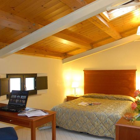 Park Hotel Villa Americana Rodi Garganico Dış mekan fotoğraf
