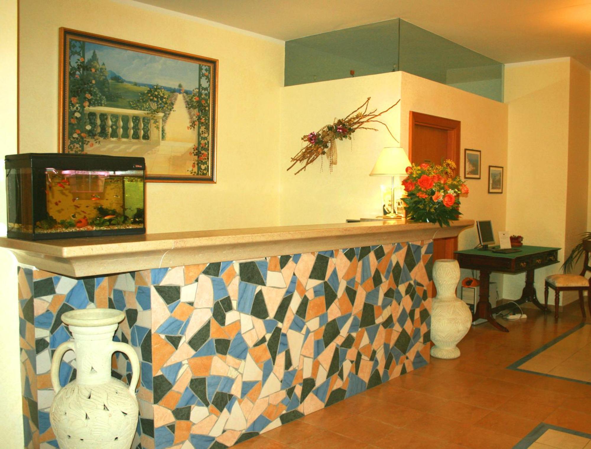 Park Hotel Villa Americana Rodi Garganico Dış mekan fotoğraf