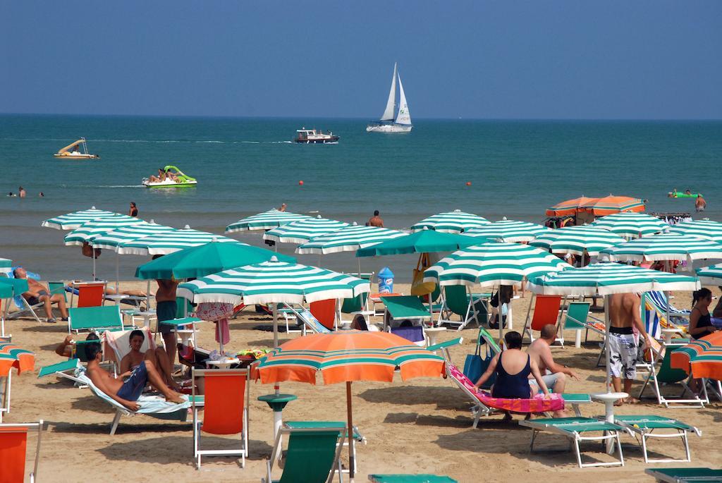 Park Hotel Villa Americana Rodi Garganico Dış mekan fotoğraf